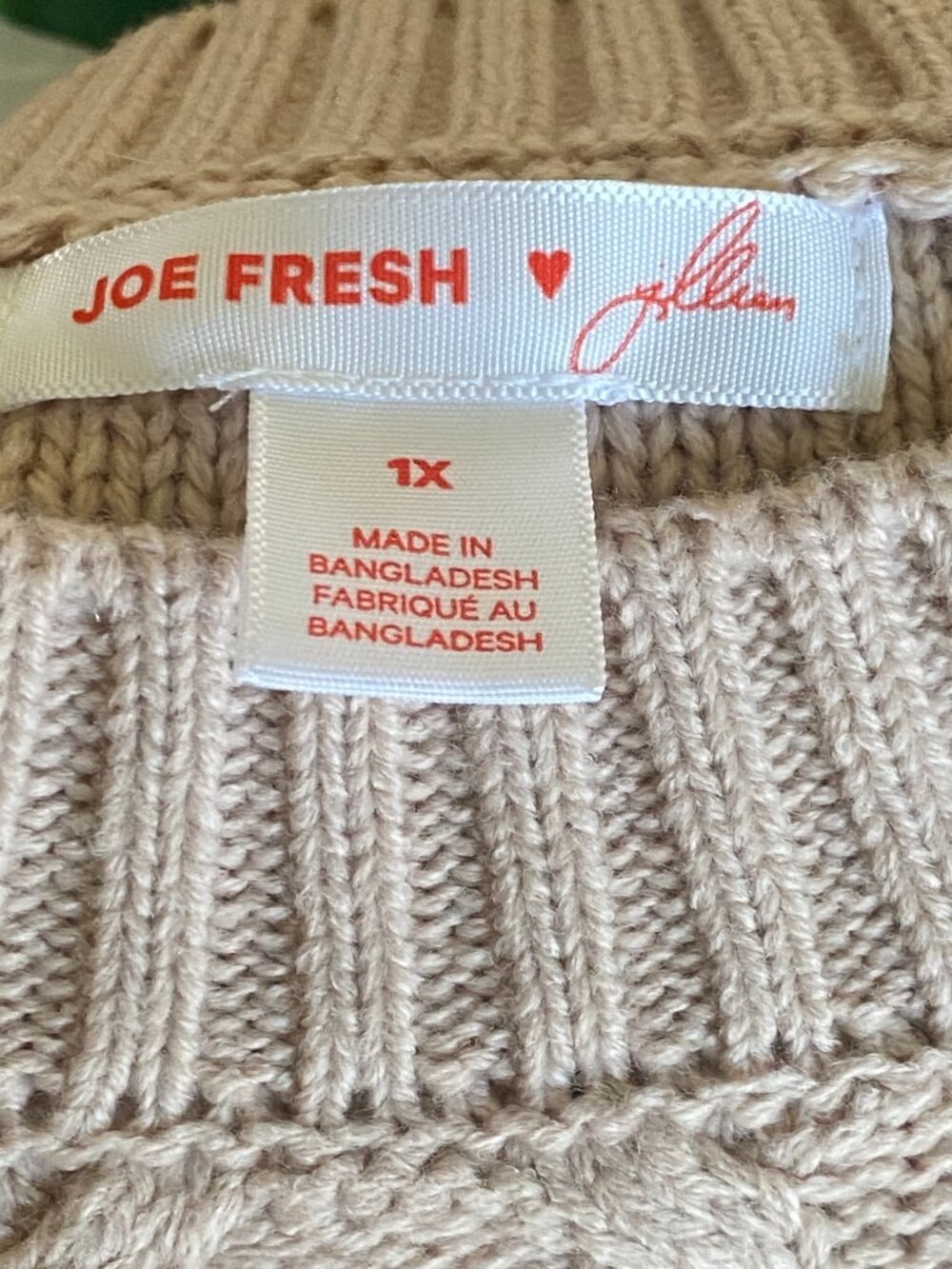 Joe Fresh Sweater - Picture 9 of 9
